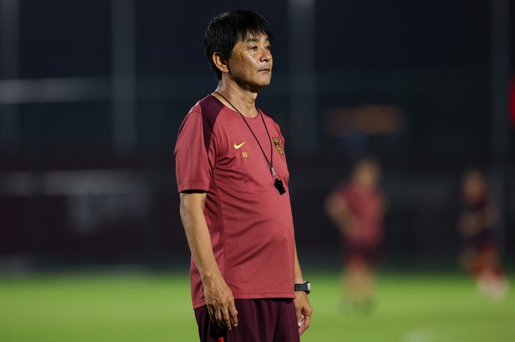 U17国足0-1日本 防守尚可进攻无效 长传战术遭质疑 U17国足0-1日本 防守尚可进攻无效 长传战术遭质疑