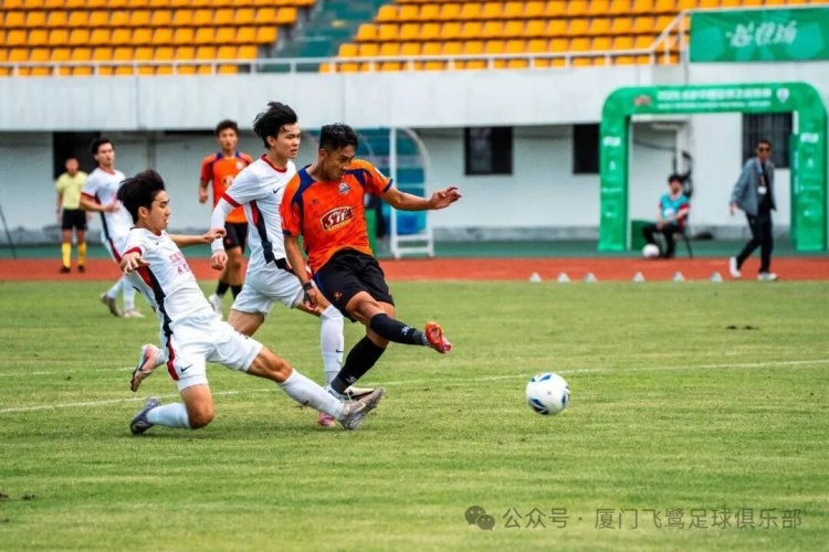 徐武造乌龙刘子铭破门 厦门飞鹭2-0力克蓉城希拉谷挺进争冠组 徐武造乌龙刘子铭破门 厦门飞鹭2-0力克蓉城希拉谷挺进争冠组
