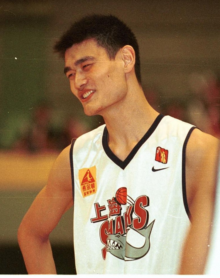 上海88-83擒北京,23年后重夺CBA常规赛冠军