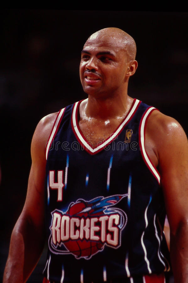 巴克利：火箭两年表现垃圾 但数据仍超追梦整个生涯